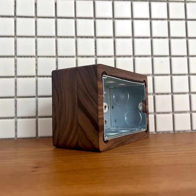 Scatola di giunzione elettrica - Home Decor Outlet recensione e prezzo